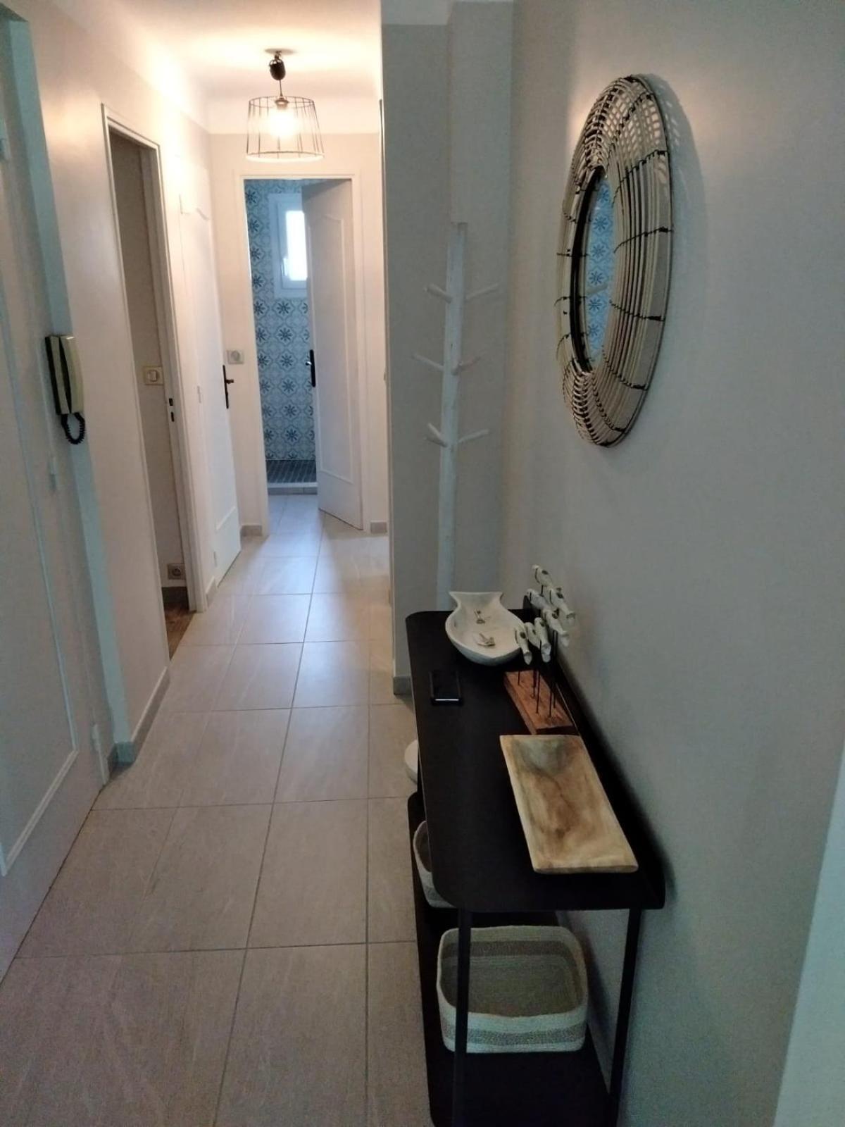 Le Jasmin Du Riou Apartment *